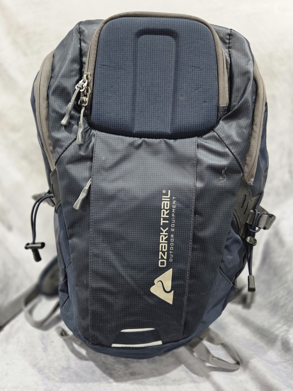 Ozark Trail Navy and Gray Men's Outdoor Backpack